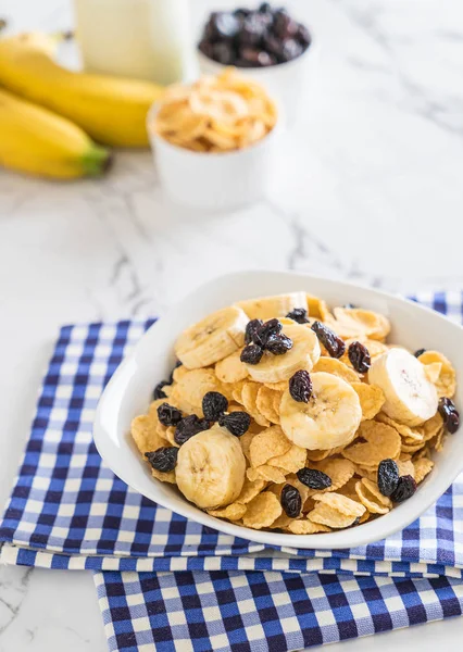 muz, Kuru üzüm ve süt ile tahıl 