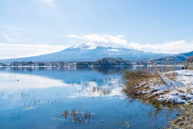 Dağ Fuji San Kawaguchiko Gölü.