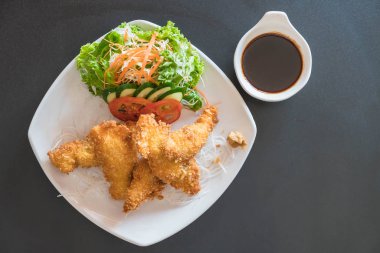 Kızarmış Balık tonkatsu sos ile