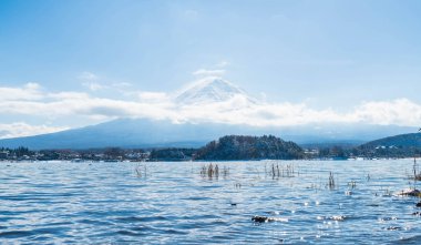 Dağ Fuji San Kawaguchiko Gölü.