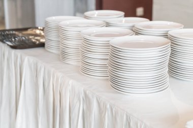 dishware tablo beffet için