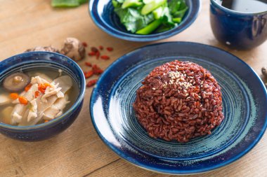 tavuk ve ot çorbası, Çince lahana berry pirinç