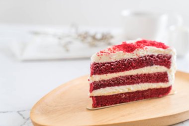 Kırmızı kadife kek.