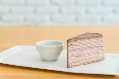 çikolatalı krep pasta