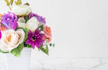 Vazoda Çiçekler buket