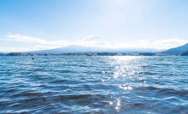 Dağ Fuji San Kawaguchiko Gölü.