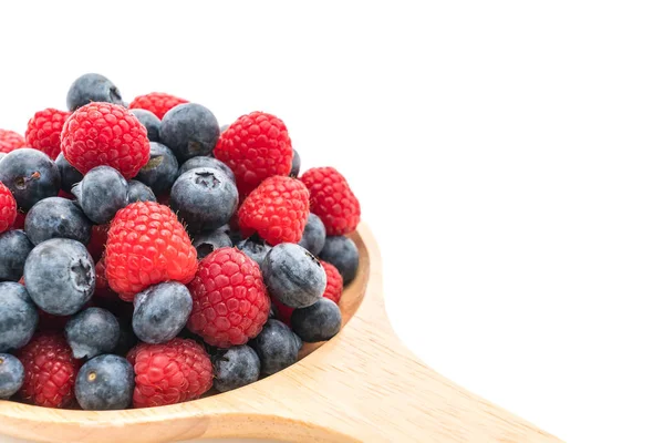 taze yaban mersini ve rasberry beyaz