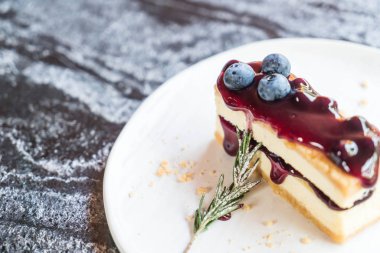 yaban mersini peynirli kek