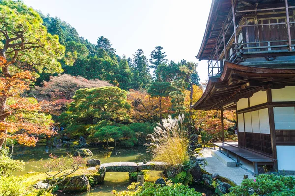 Gümüş Pavilion Ginkakuji Tapınağı'nda güzel mimari