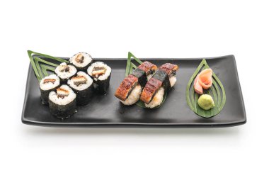 yılan balığı nigiri ve maki sushi - Japon gıda tarzı