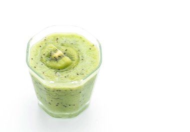 kiwi smoothie beyaz arkaplanda