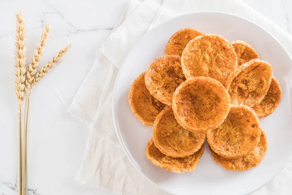 kurutulmuş rendelenmiş domuz etinin pirinç kraker