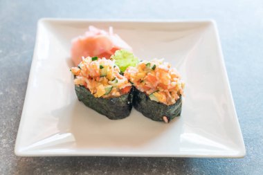 karışık sushi nigiri