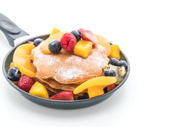 mix meyve (çilek, böğürtlen, ahududu, m gözleme