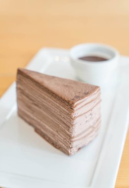 çikolatalı krep pasta