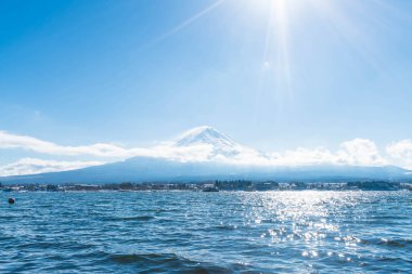 Dağ Fuji San Kawaguchiko Gölü.