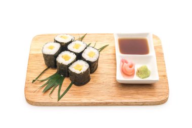 Turşu turp maki sushi-Japon gıda tarzı