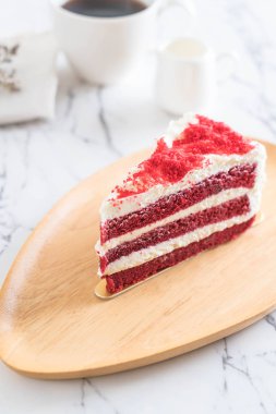 Kırmızı kadife kek.