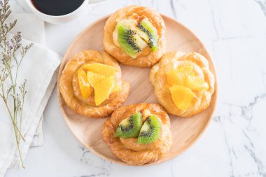 portakal ve kivi pasta