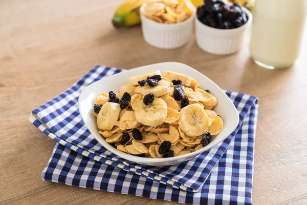 muz, Kuru üzüm ve süt ile tahıl 