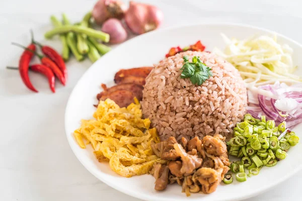 Pirinç ve karides ezmesi.