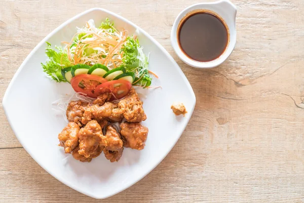 kızarmış piliç tonkatsu sos ile