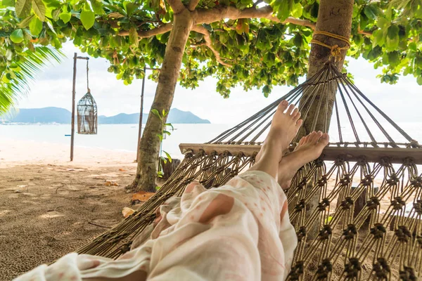 beşik üzerinde sakin ol 