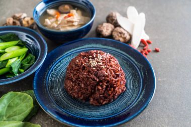 tavuk ve ot çorbası, Çince lahana berry pirinç