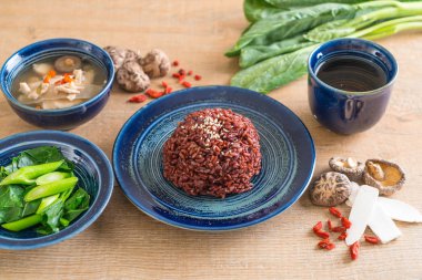 tavuk ve ot çorbası, Çince lahana berry pirinç