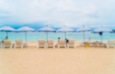 bulanıklık güzel lüks şemsiye ve sandalye deniz ve bea