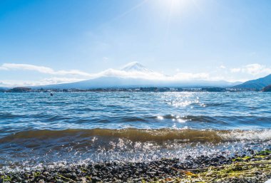 Dağ Fuji San Kawaguchiko Gölü.