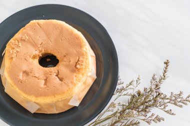 Tereyağı yumuşak kek