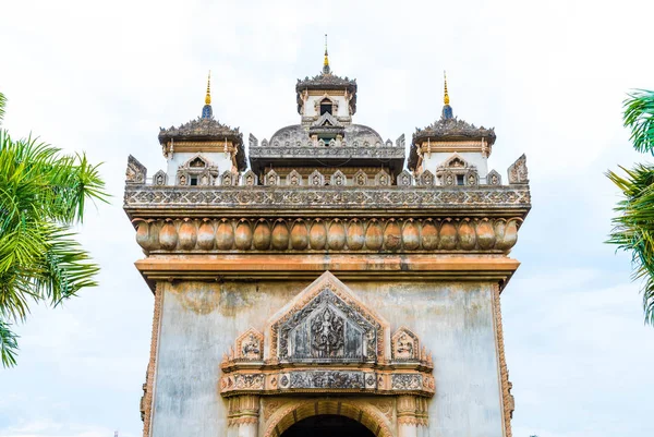 Monumento a Patuxay en vientiane, Laos . — Foto de Stock