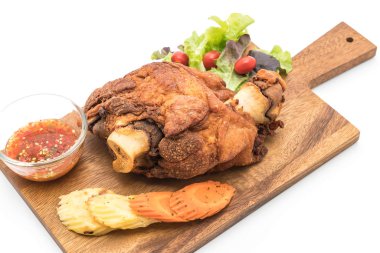 Gevrek domuz knuckle veya Alman domuz Hocks