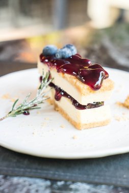 yaban mersini peynirli kek