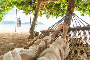 beşik üzerinde sakin ol 