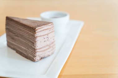 çikolatalı krep pasta