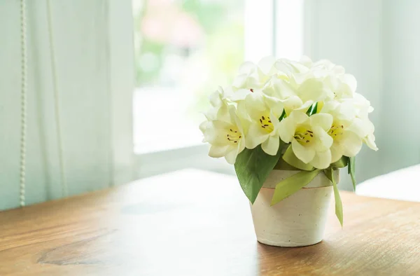 Virág vázában — Stock Fotó