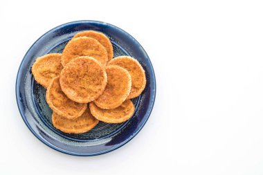 rendelenmiş domuz pirinç kraker ile kurutulmuş