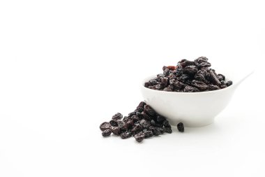 Beyaz üzerine siyah kuru üzüm