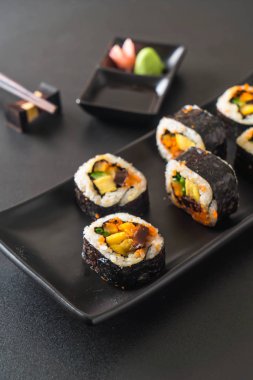 suşi roll - Japon gıda tarzı
