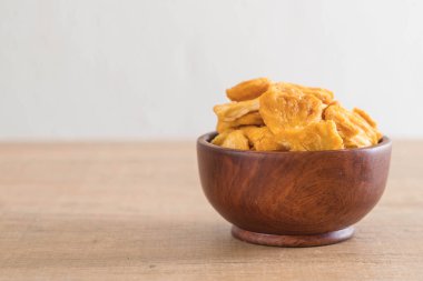 kurutulmuş ananas gevrek cipsi