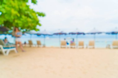 bulanıklık güzel lüks şemsiye ve sandalye deniz ve bea