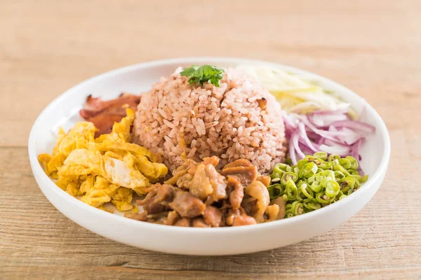 Pirinç ve karides ezmesi.