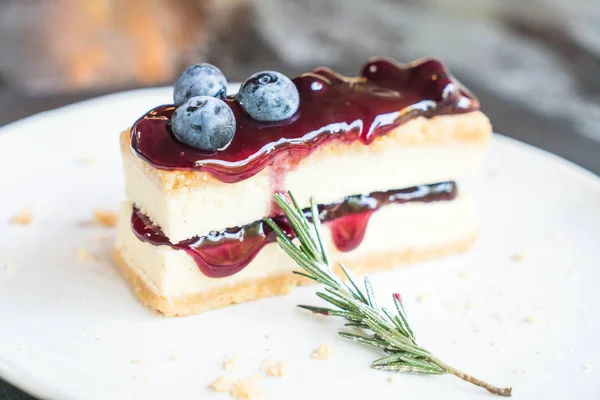 Blaubeerkäsekuchen — Stockfoto