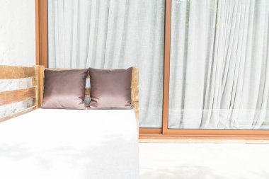 açık veranda yatak