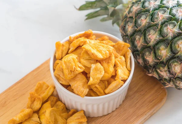 kurutulmuş ananas gevrek cipsi