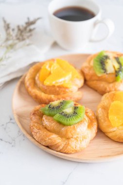 portakal ve kivi pasta