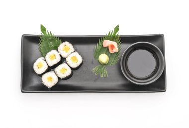 Turşu turp maki sushi-Japon gıda tarzı