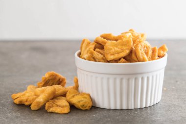 kurutulmuş ananas gevrek cipsi